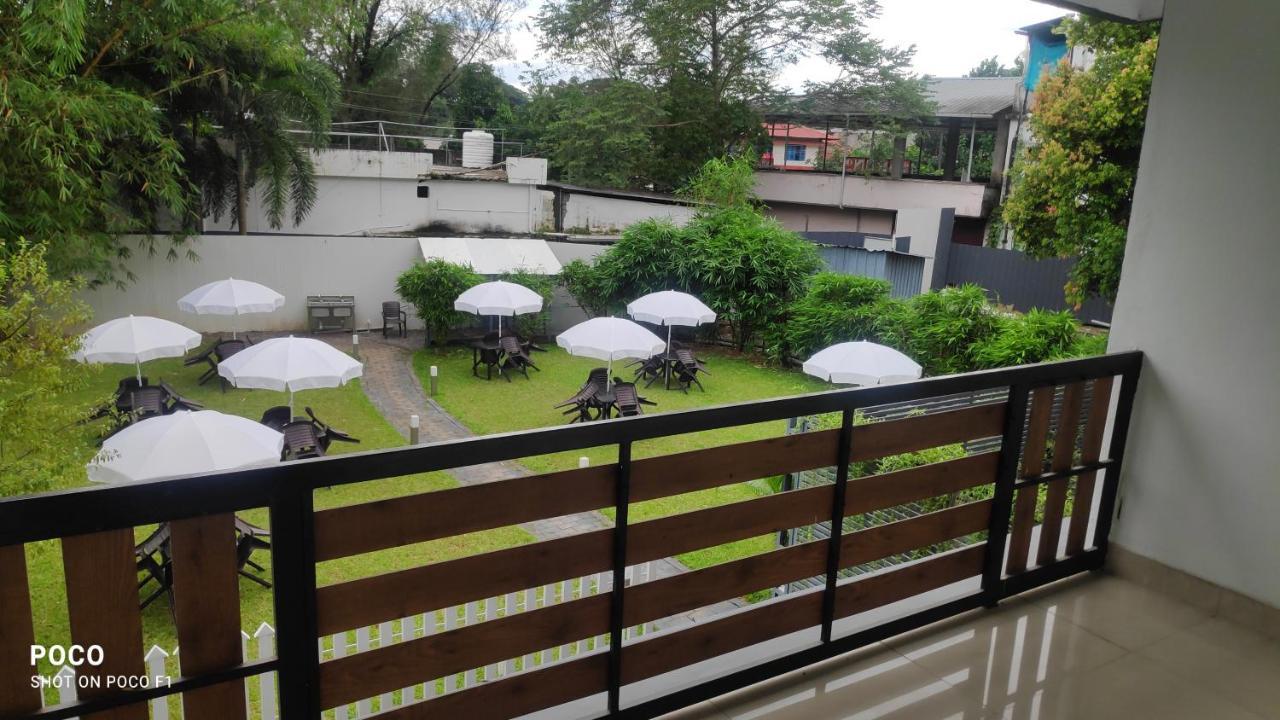 Emperor-Hotel Rachana Continental Pvt Ltd Kizhake Chālakudi Dış mekan fotoğraf